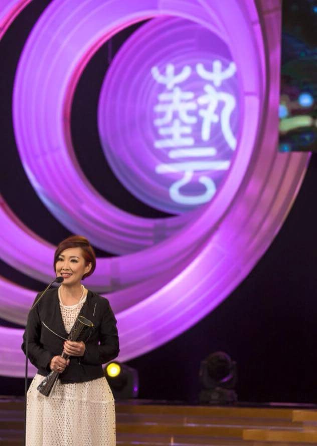 佬文青的世界-劇場-教母-甄詠蓓-疫情及科技打亂劇場-怎樣自救--擁抱-新時代