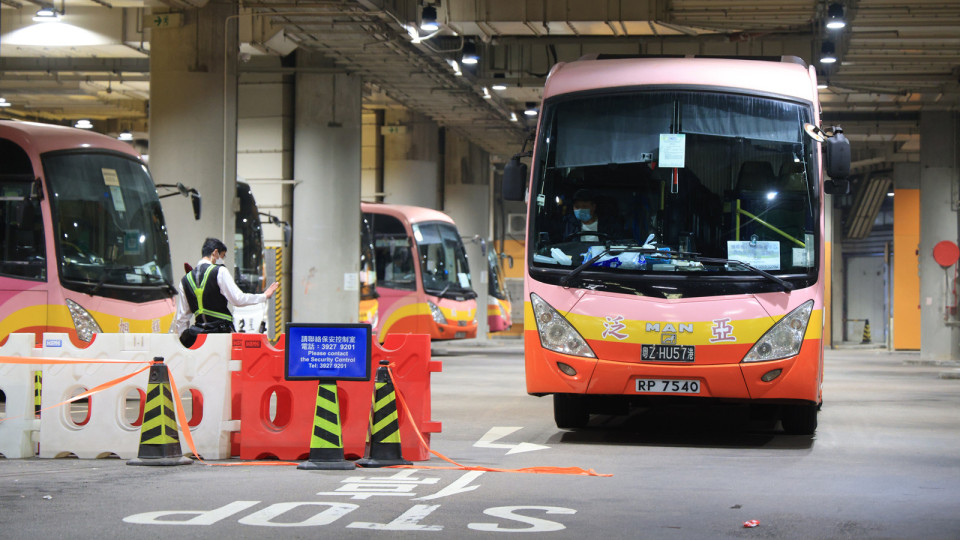 有序通關 酒店業指農曆年前預訂未改善直通巴擬