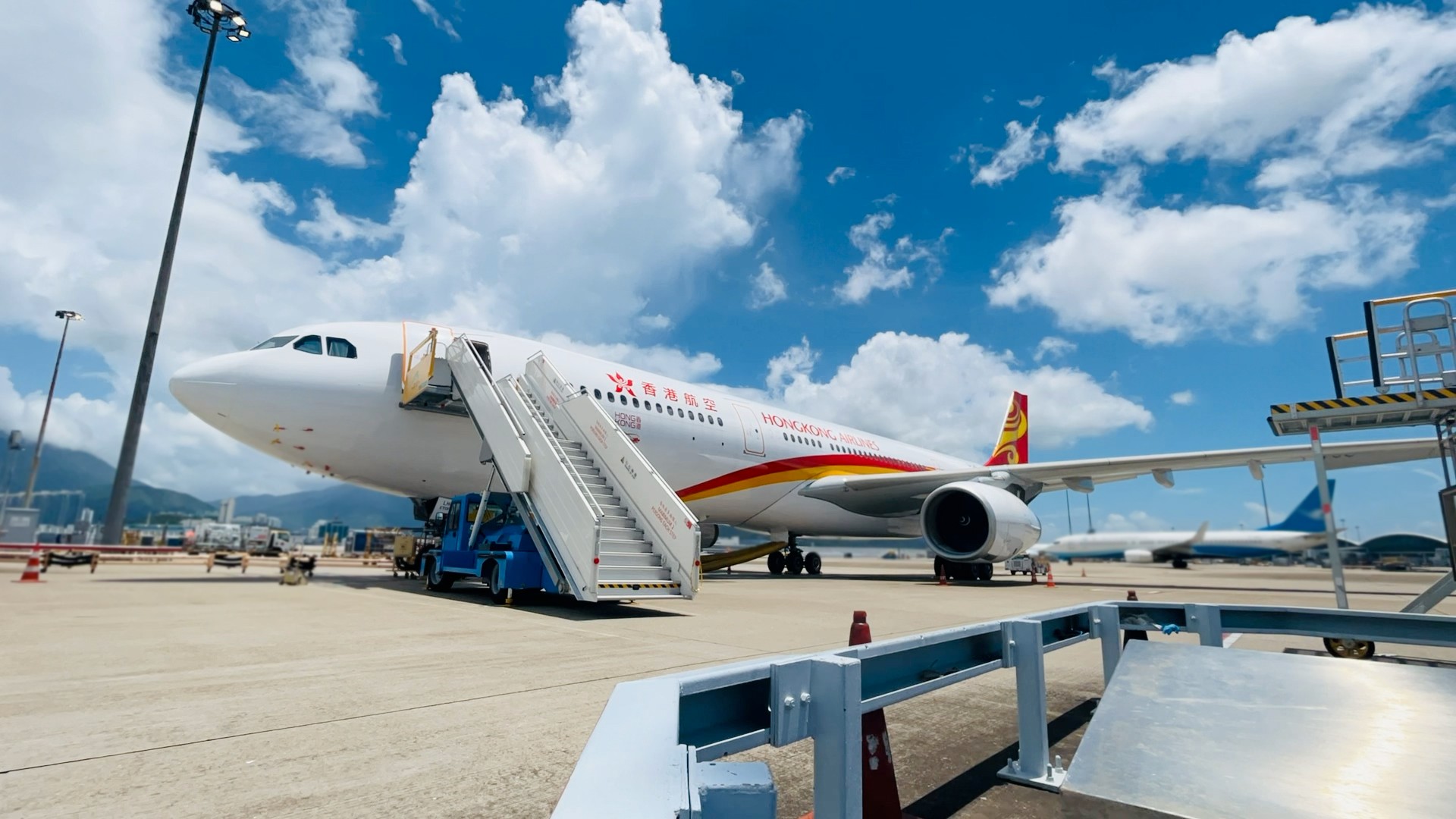 a330 body2_retouched (1).jpg