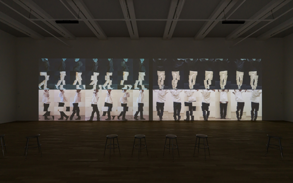 看展覽-大館呈獻大型展覽-布魯斯--瑙曼--用身體拆解視覺與語言