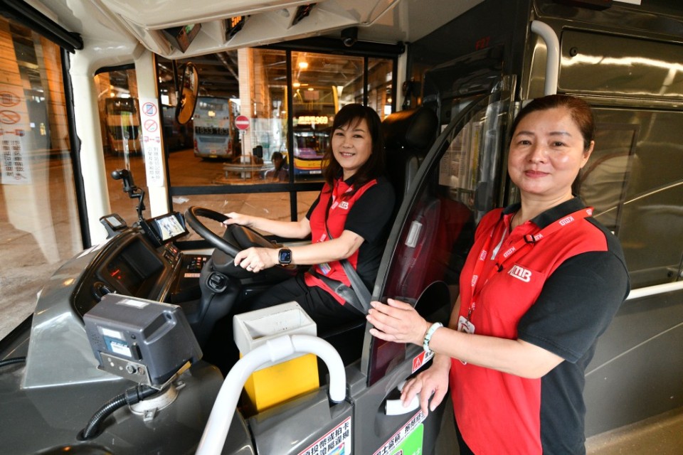 九巴推首條女車長專線-69號線全女班駕駛