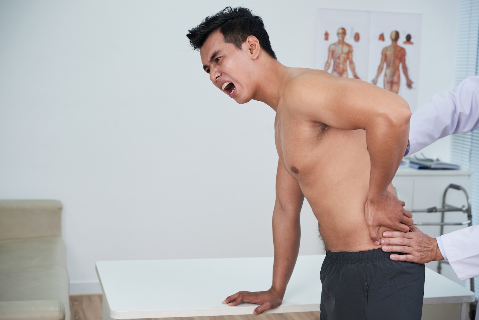 Back_Pain_original_522447.jpg