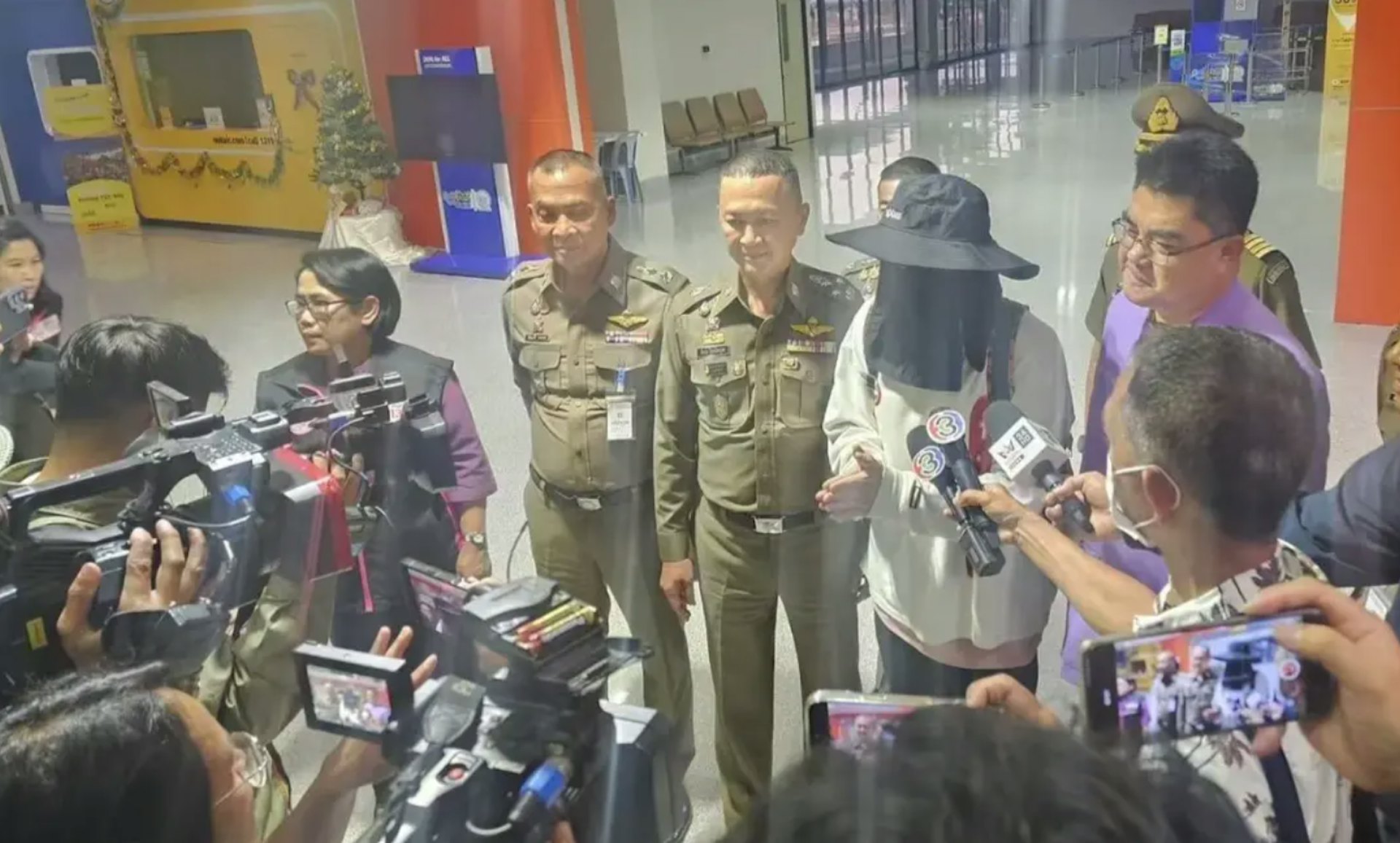 FDBDBD.jpg FDBDBD.jpg