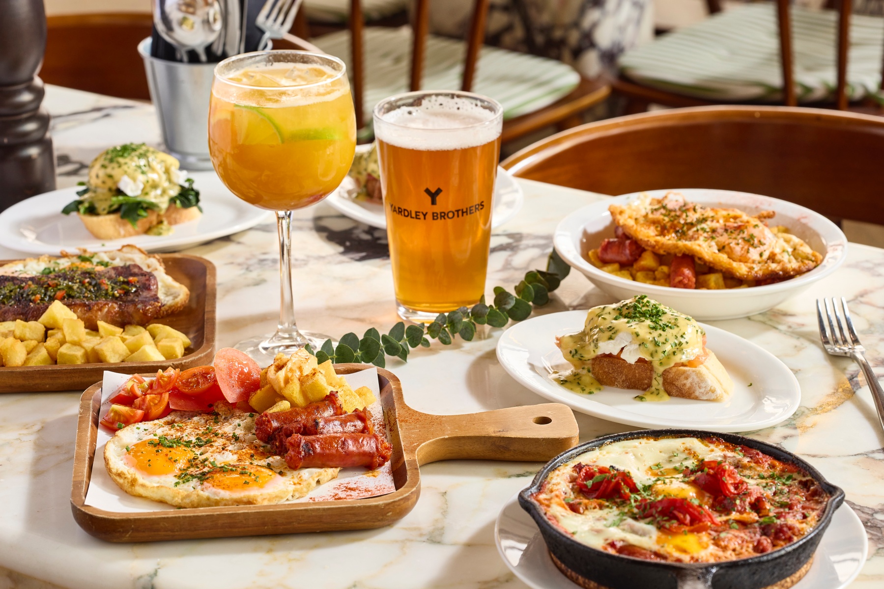 Low-res Qué Pasa Brunch Dishes with Free-flow Drinks 1 (1).jpg