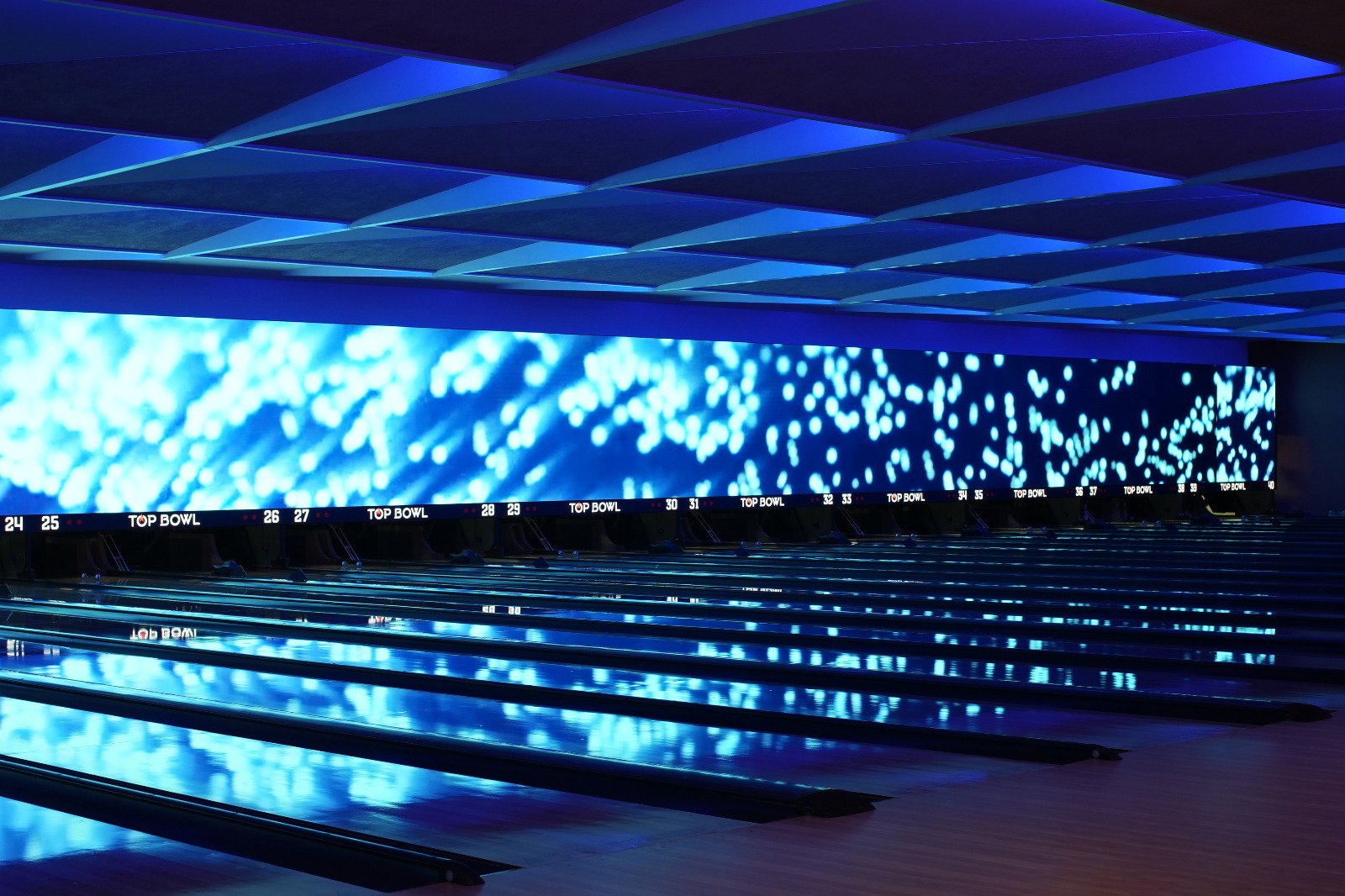 TopBowl3.jpeg TopBowl3.jpeg