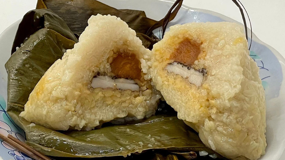 Z2.jpg 身心有營飲食法則-端午5款常見鹹甜粽營養大比併-某款粽只含1克脂肪-高熱量裹蒸粽要慎吃