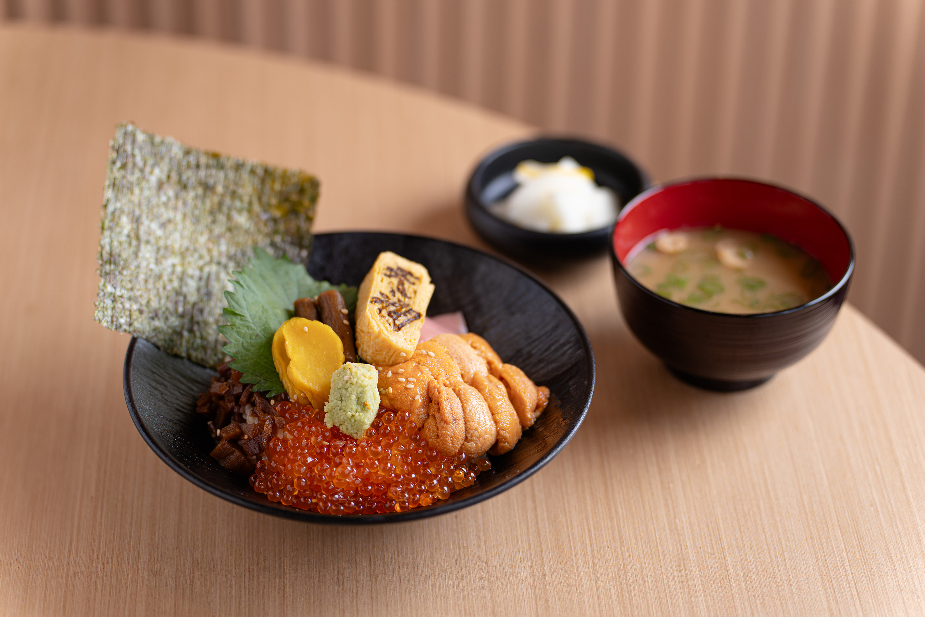 7 月限定：海膽拖羅三色丼.jpg