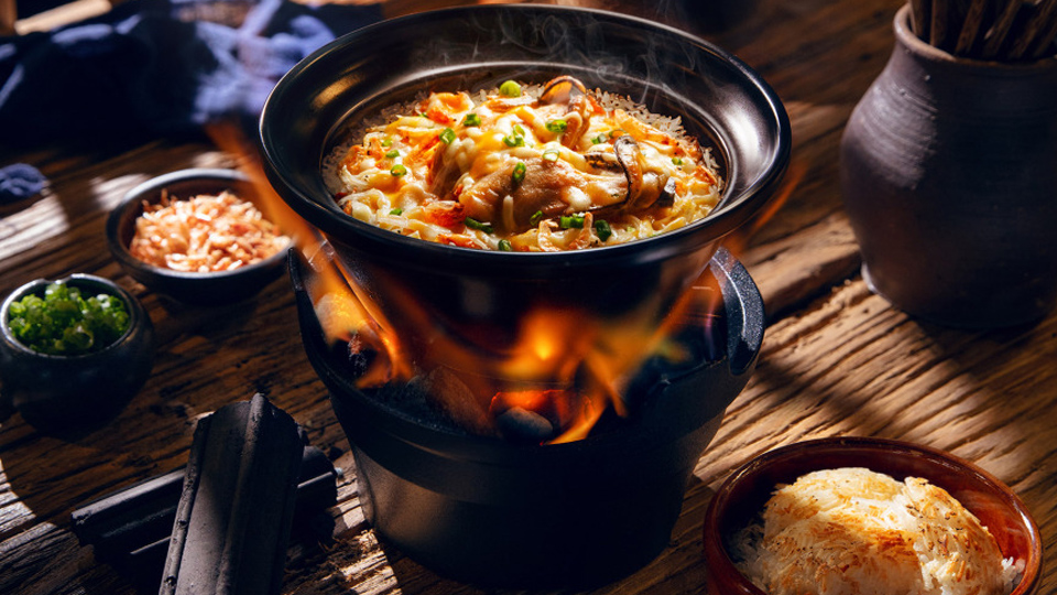 身心有營飲食法則-10款常見煲仔飯熱量排行-臘腸排骨飯高油高鈉低纖維-吃得健康4大貼士