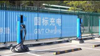 來論-北伏破產折射東升西降