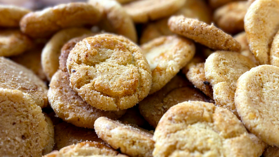 身心有營飲食法則-辦年貨必知8款賀年小食熱量-脂肪-糖分比較-角仔-笑口棗-花生糖哪款最肥