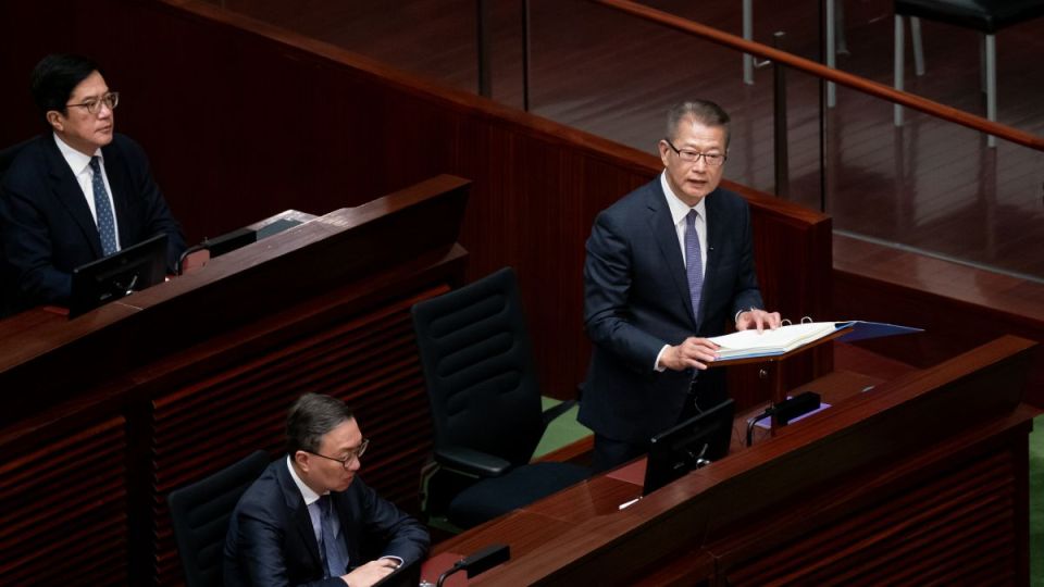 財政預算案丨印花稅收入大增-本年度綜合賬錄29億盈餘