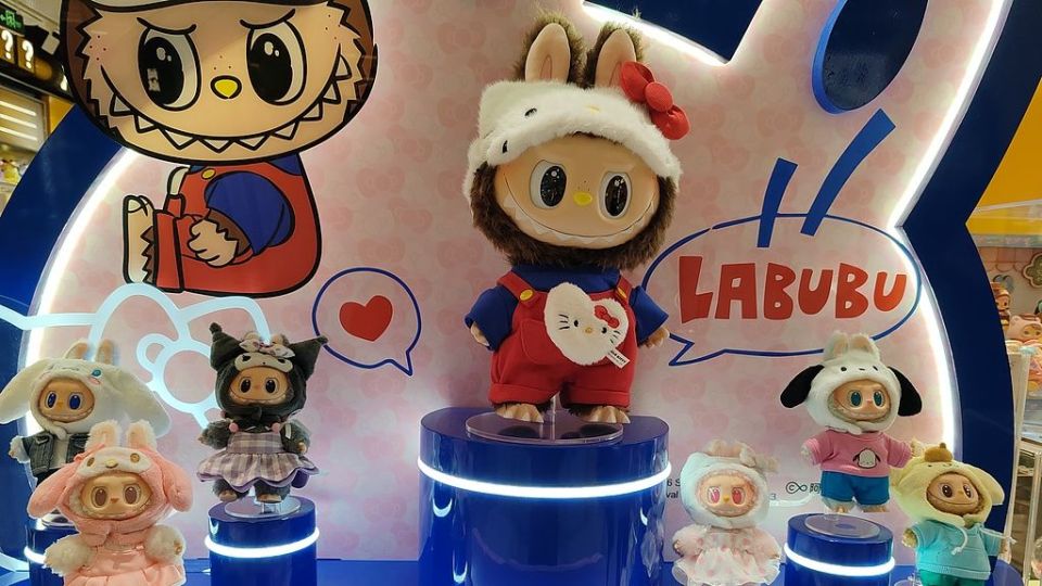 LABUBU聯乘Sanrio新盲盒開賣1分鐘售罄隱藏款炒貴近5倍