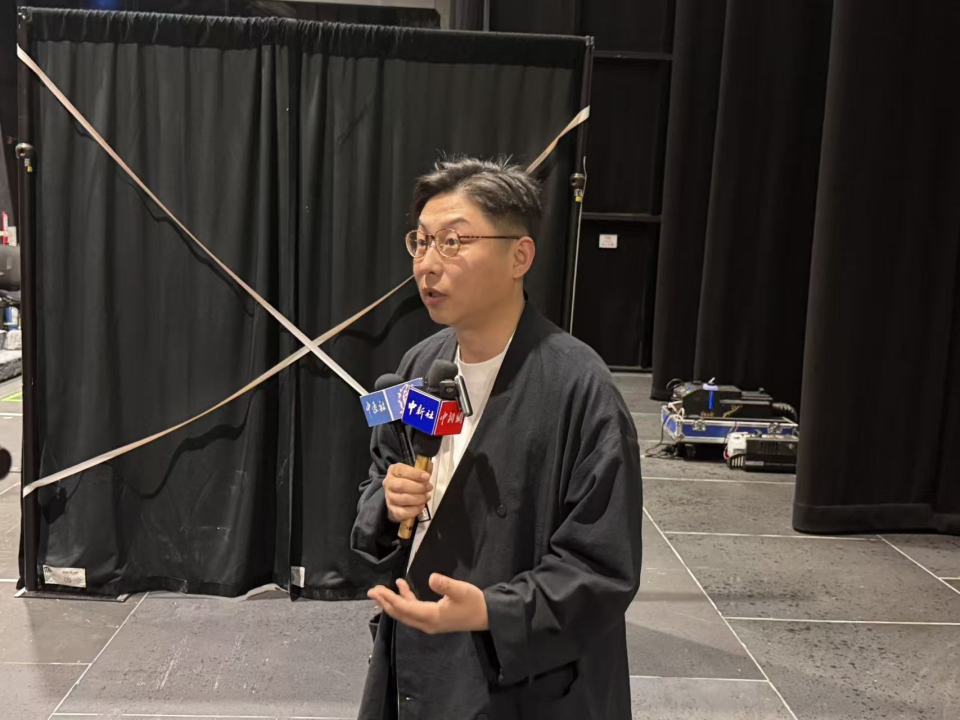 再現明代改革風雲-北京人藝-張居正-香港上演-馮遠征談當代啟示
