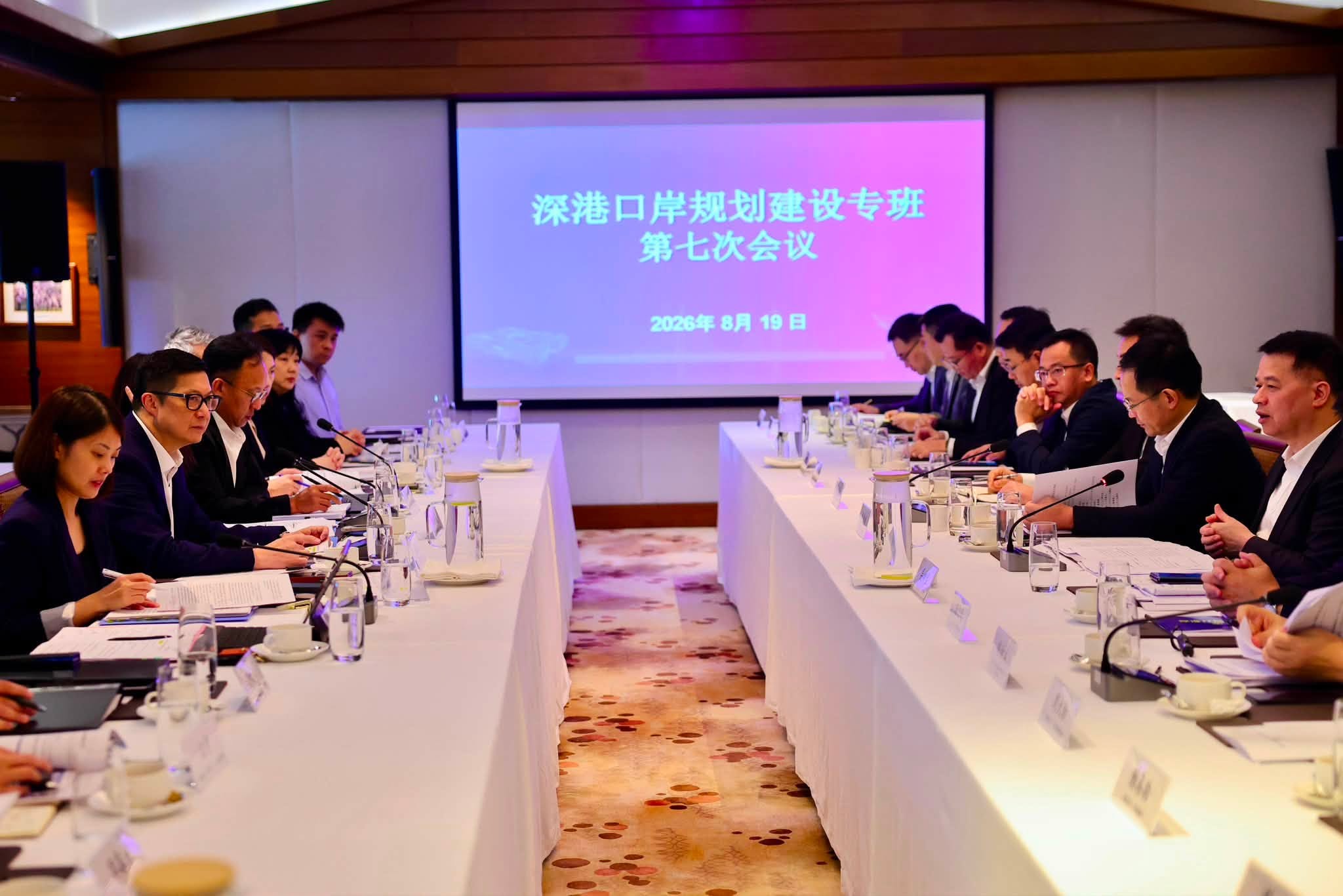 新皇崗口岸-鄧炳強聯同深圳代表團實地視察-感謝深方於施工上配合