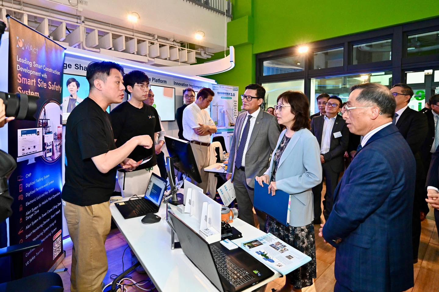 甯漢豪-全港8成工地已裝-安全智慧工地-系統-建造業意外率2年降2成
