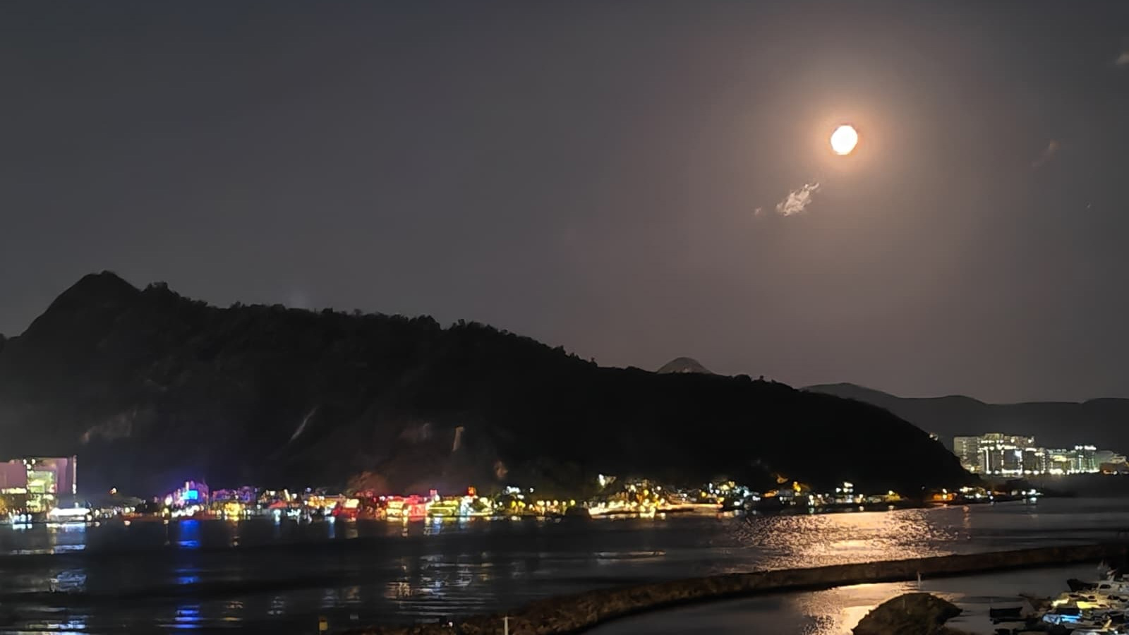 藍宇宙海洋資訊分享-魔鬼山下的珊瑚海-鯉魚門三家村的海洋覺醒