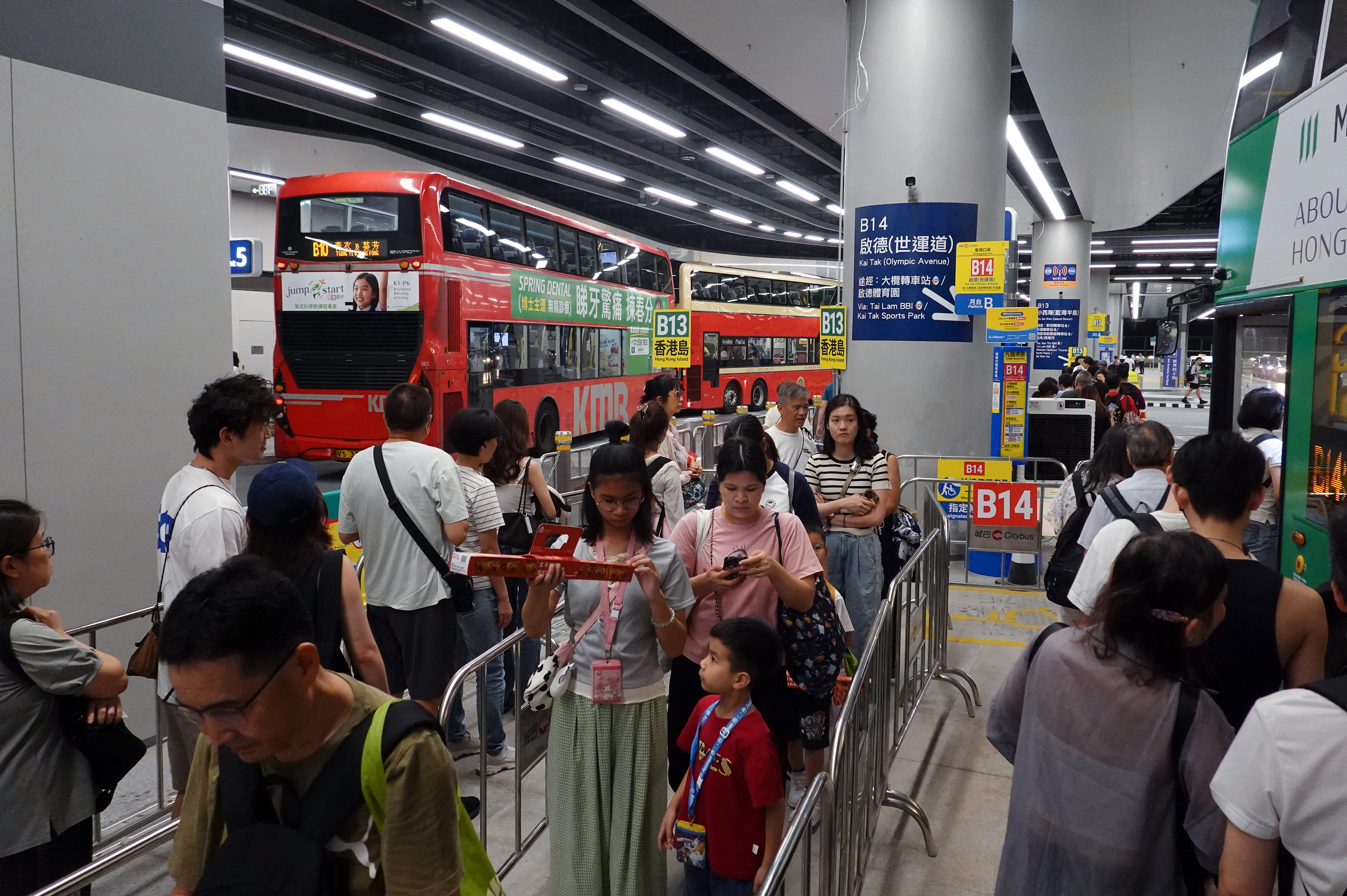 皇崗口岸-入境處指口岸開通前已增聘人員-會繼續靈活調派人手