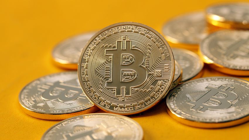 貿易戰2.0丨特朗普不排除美國經濟衰退 重申下月實施對等關稅