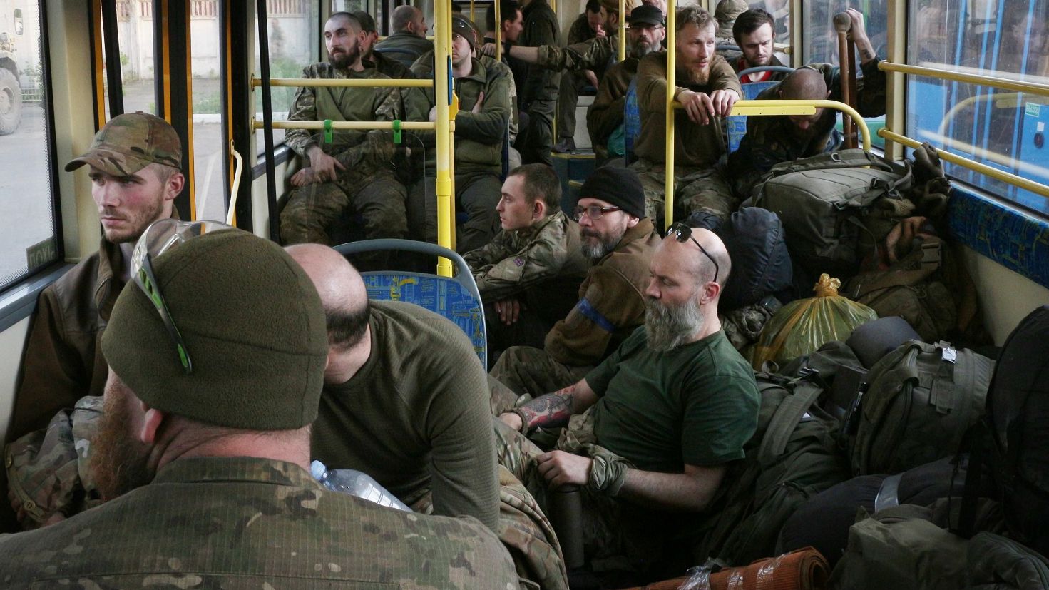 俄烏戰爭｜投降烏軍送往俄控監獄　俄稱將調查「在頓巴斯對平民罪行」