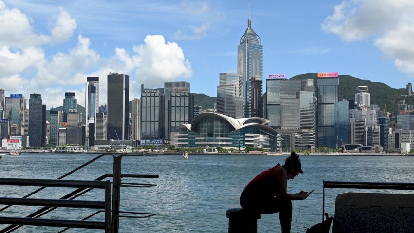 Opinion｜Recession in HK calls for opening the borders