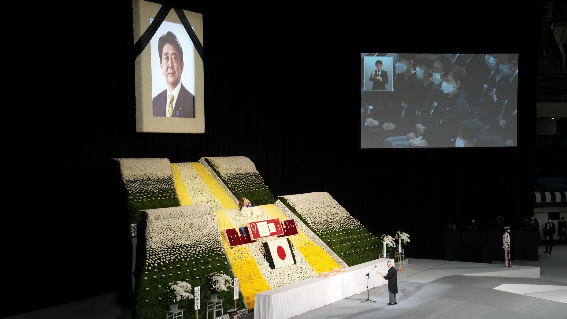 有片｜安倍晉三國葬東京舉行　4300人出席致哀
