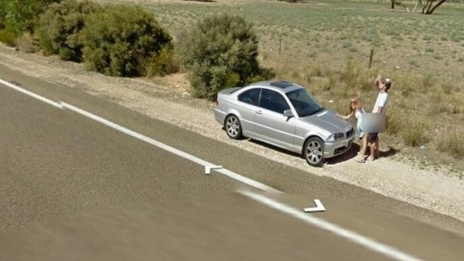網絡熱話｜Google街景地圖出現不雅畫面？男女公然在馬路上交歡遭攝下！