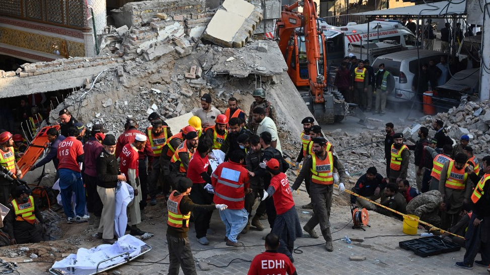 巴基斯坦清真寺遭自殺式炸彈襲擊至少59死　巴塔指揮官認責