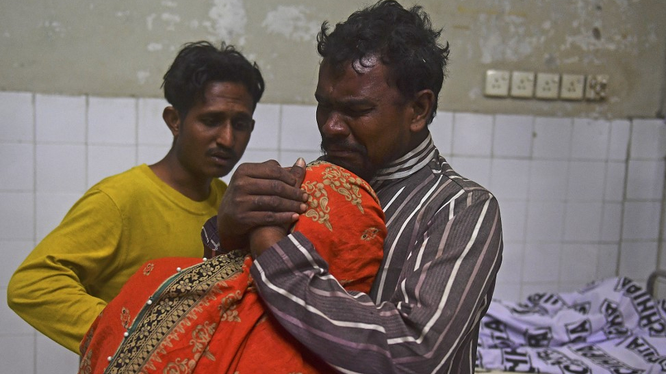 巴基斯坦工廠分發食物釀人踩人事故　至少13死