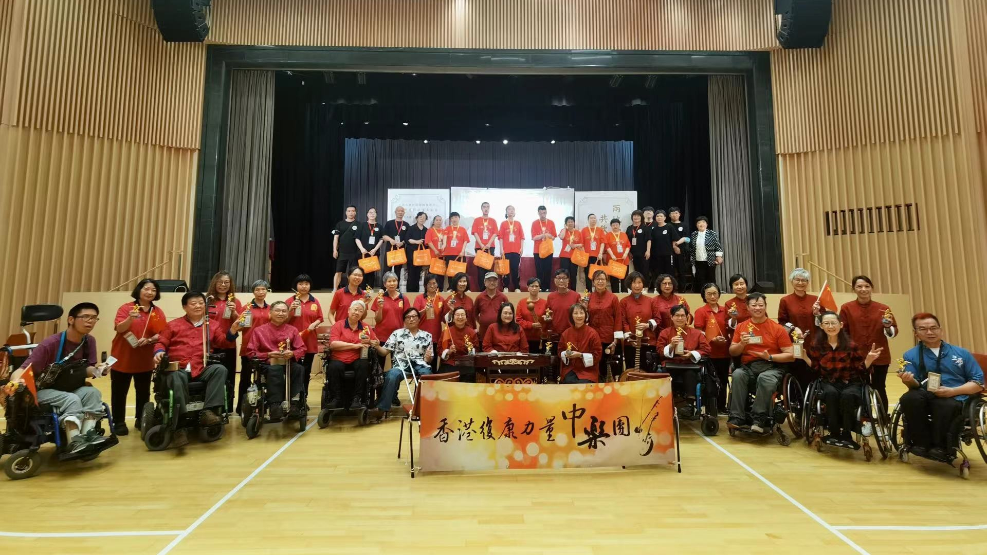 殘障傷健共融　聲樂皮影共促港滬文化交流