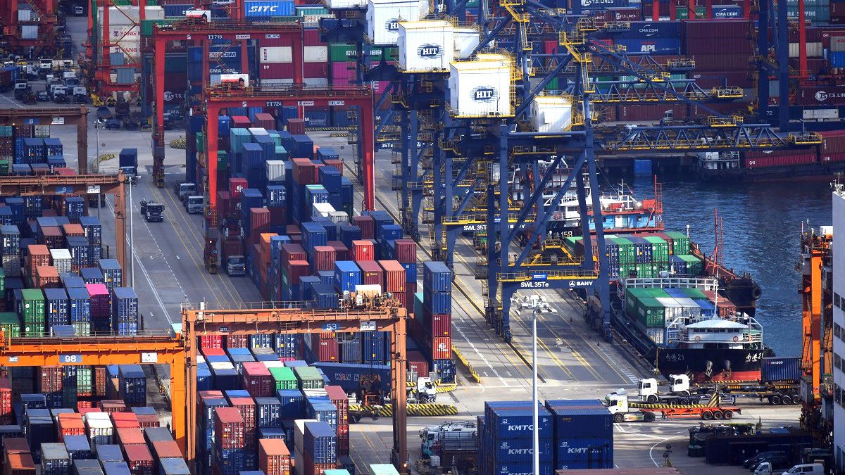 本港經濟丨4月出口跌13-遜預期-連跌12個月