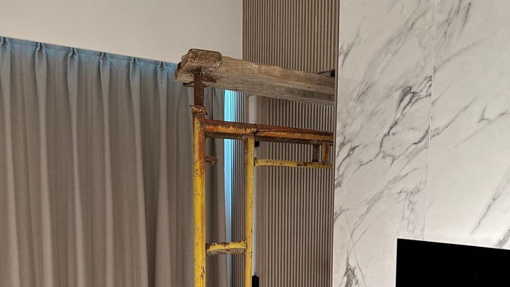 康城主力牆丨拆除部分佔單位結構牆6--屋宇署追查設計師其他項目