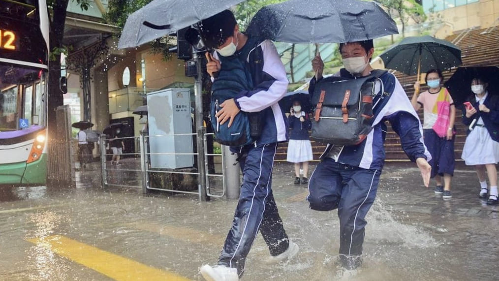 颱風季來臨！惡劣天氣上下課安排一文睇清