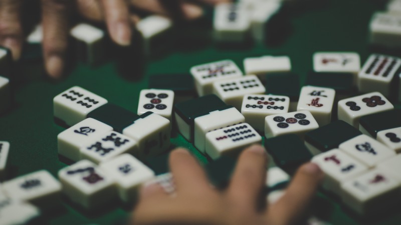 文化漫談｜有「古代麻雀牌」之稱的馬吊牌，繪畫了甚麼？