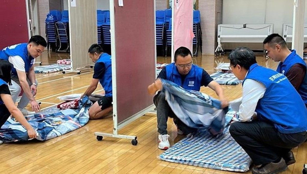 附庇護中心地址・颱風蘇拉|民政處再增開三庇護中心 至中午188人入住 - 新浪香港