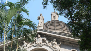 同性婚權案-政府擬立法讓同性伴侶關係獲法律承認-指已綜合考慮香港實際情況