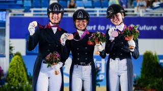杭州亞運-港隊盛裝舞步團體賽首奪銅牌刷新香港紀錄