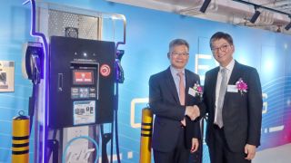 中國石化本港首個PIT充電站-新港城中心隆重開幕