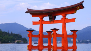 過度旅遊-廣島徵收嚴島神社旅客稅100日圓-用作改善垃圾處理及接待設施