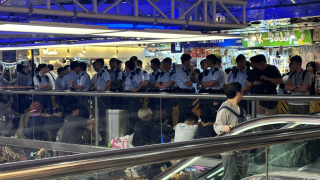 少年疑葵涌廣場吹雞晒馬圖嚇同學-警方接報拘18人反黑組跟進