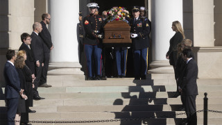 美前總統卡特現身亡妻追悼禮-拜登伉儷出席