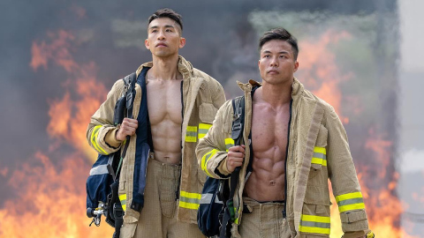 香港都出猛男消防員月曆-健美先生消防服爆肌照曝光-搶先看2024年月曆照