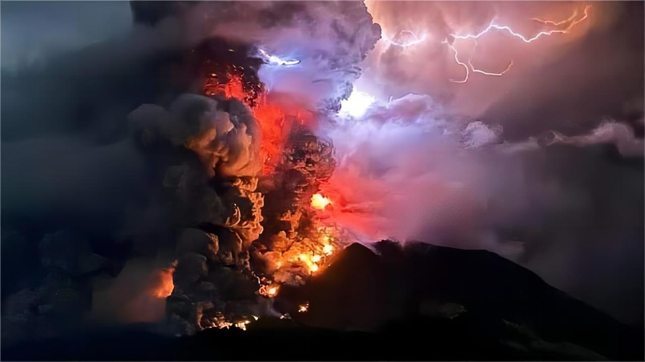 有片 | 印尼拉翁火山爆發　馬航亞航取消相關航班