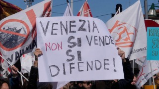 威尼斯開徵入城費每人五歐元-有居民示威批影響城市形象