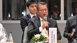 陳茂波-香港致力對接國際綠色標準-擬將基建債務證券化