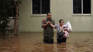 巴西暴雨增至57人死-仍有數十人下落不明
