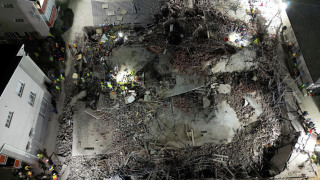 南非西开普省一建築倒塌-逾40人被困2人死亡