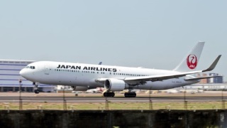 日航客機福岡機場越線致另一客機急煞停-國土交通省調查