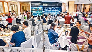 劉暢-變革創新-攜手共贏-香港餐飲業的轉型之路