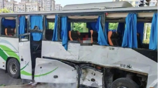 江蘇南通大巴與渣土車碰撞致一學生死亡--初步調查指渣土車違規