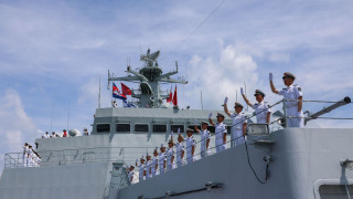 圖集-中國海軍83艦編抵達柬埔寨-開始為期4天的友好訪問